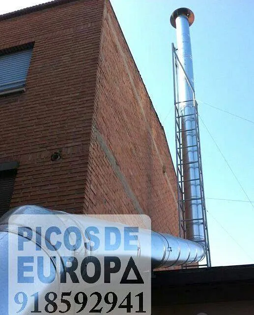 Chimeneas Picos de Europa - Tubos de chimenea con estructura metálica